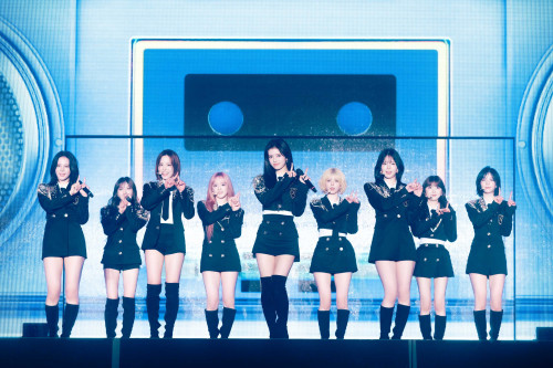 NiziU 愛知_7_撮影：田中聖太郎.jpg