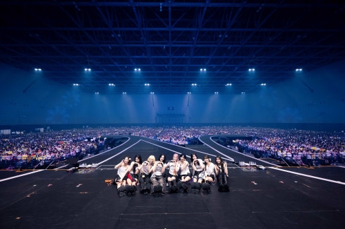 NiziU 愛知_10_撮影：田中聖太郎.jpg