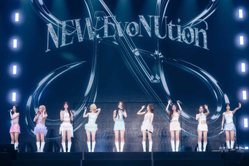 NiziU NE FKUOKA_4_撮影:田中聖太郎、河村美貴(田中聖太郎写真事務所)0330.jpg