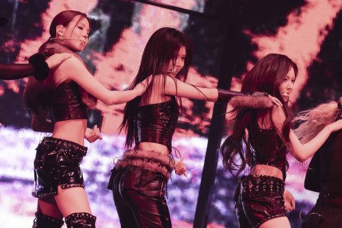 NiziU NE FKUOKA_12_撮影:田中聖太郎、河村美貴(田中聖太郎写真事務所)0330.jpg