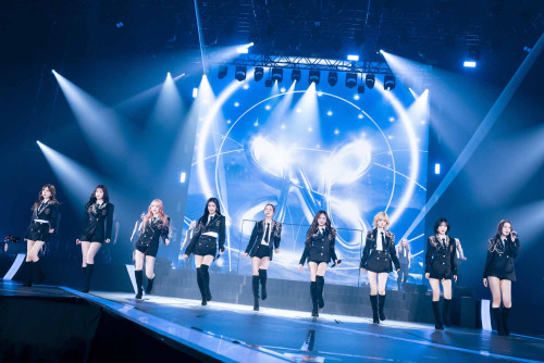 NiziU NE FKUOKA_9_撮影:田中聖太郎、河村美貴(田中聖太郎写真事務所)0330.jpg