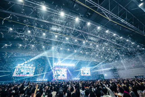 NiziU NE FKUOKA_11_撮影:田中聖太郎、河村美貴(田中聖太郎写真事務所)0330.jpg