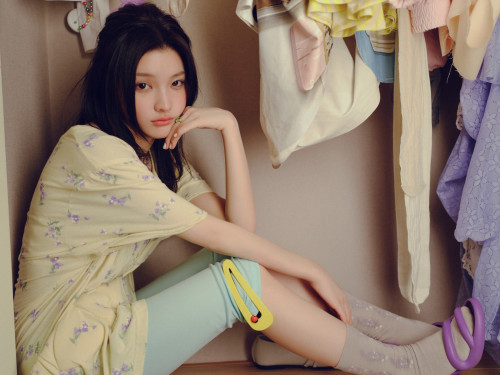 아일릿 미니 4집 GRWM 콘셉트 포토 (9) 이로하.jpg