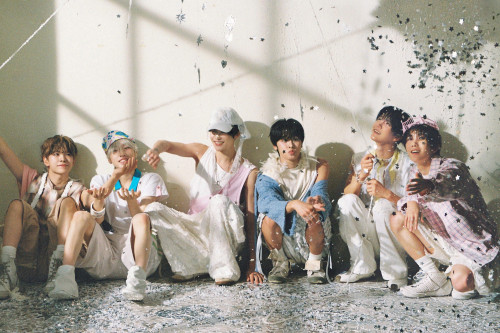 250661_NCT WISH_Ode to Love_images_003.jpeg