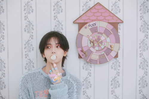 BOYNEXTDOOR &lsquo;HOME&rsquo; SWEET HOME ver. Concept Photo(JAEHYUN).jpg