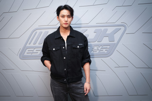 MINGYU - ③ - 【Getty Images for Calvin Klein】.JPG
