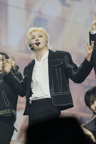 (1)SUNGHO_ ‘‘KNOCK ON Vol.2’ IN SEOUL’.jpg