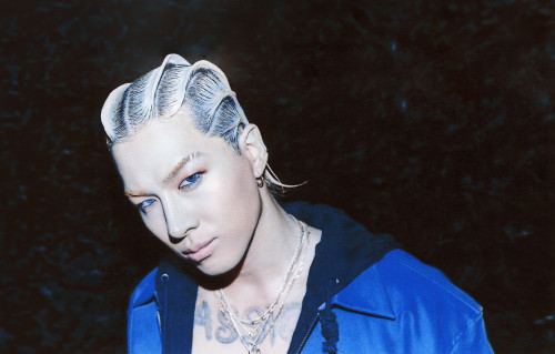 257401_TAEYANG QUINTESSENCE MAIN PHOTO.jpg