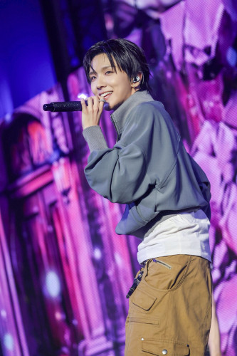 (6) BOYNEXTDOOR_WOONHAK.jpg
