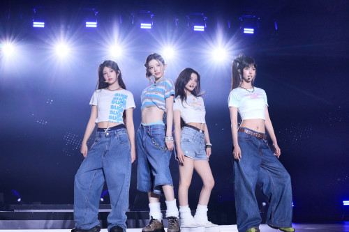 아일릿 PRESS START&hearts; 홍콩 공연 (1).jpg