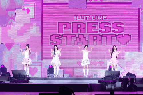 아일릿 PRESS START&hearts; 홍콩 공연 (3).jpg