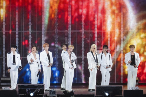 SKZ0829国立メイン(web).jpg