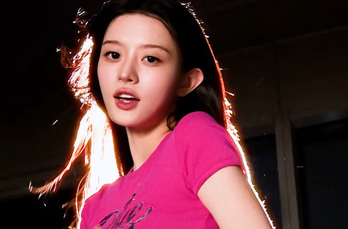 아일릿 민주 '10 Minutes' 커버 영상 캡처 (1).jpg