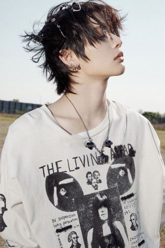 HOME DELUXE_HAZE ver (4) TAESAN.jpg