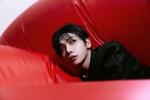 HOME DELUXE_SPARK ver (3) JAEHYUN.jpg