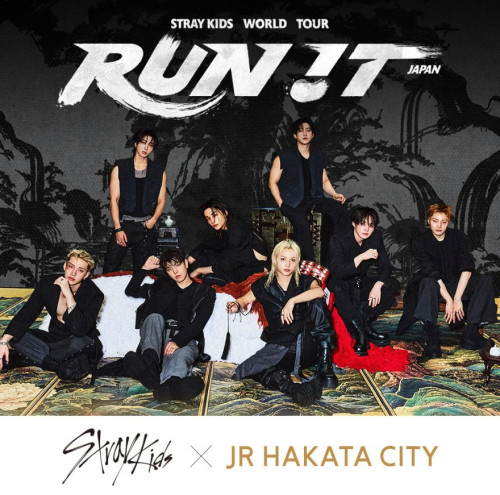Stray Kids＋JR博多シティ(KV).jpg