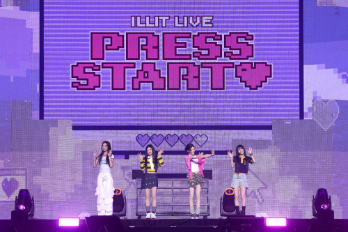 2026 아일릿 프레스 스타트 앙코르 (2) 단체.jpg