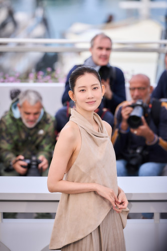 Colony_Cannes_Still_12.jpg