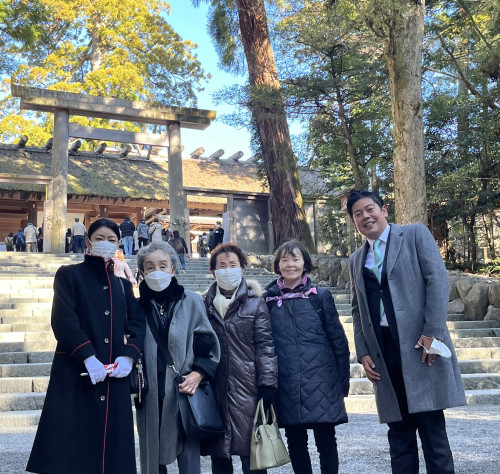 野村ゆうすけ後援会で伊勢神社初詣旅行へ。