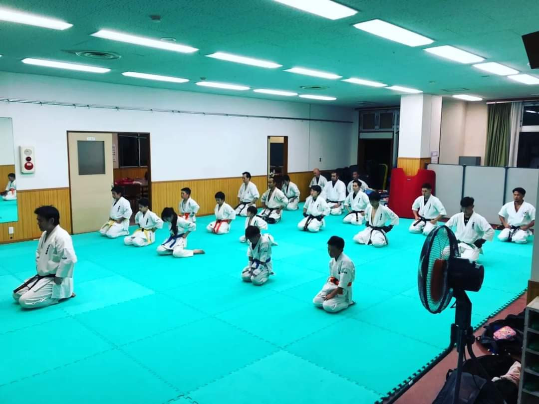 道場を通じて礼儀、礼節、仲間を思いやる心を学びます！