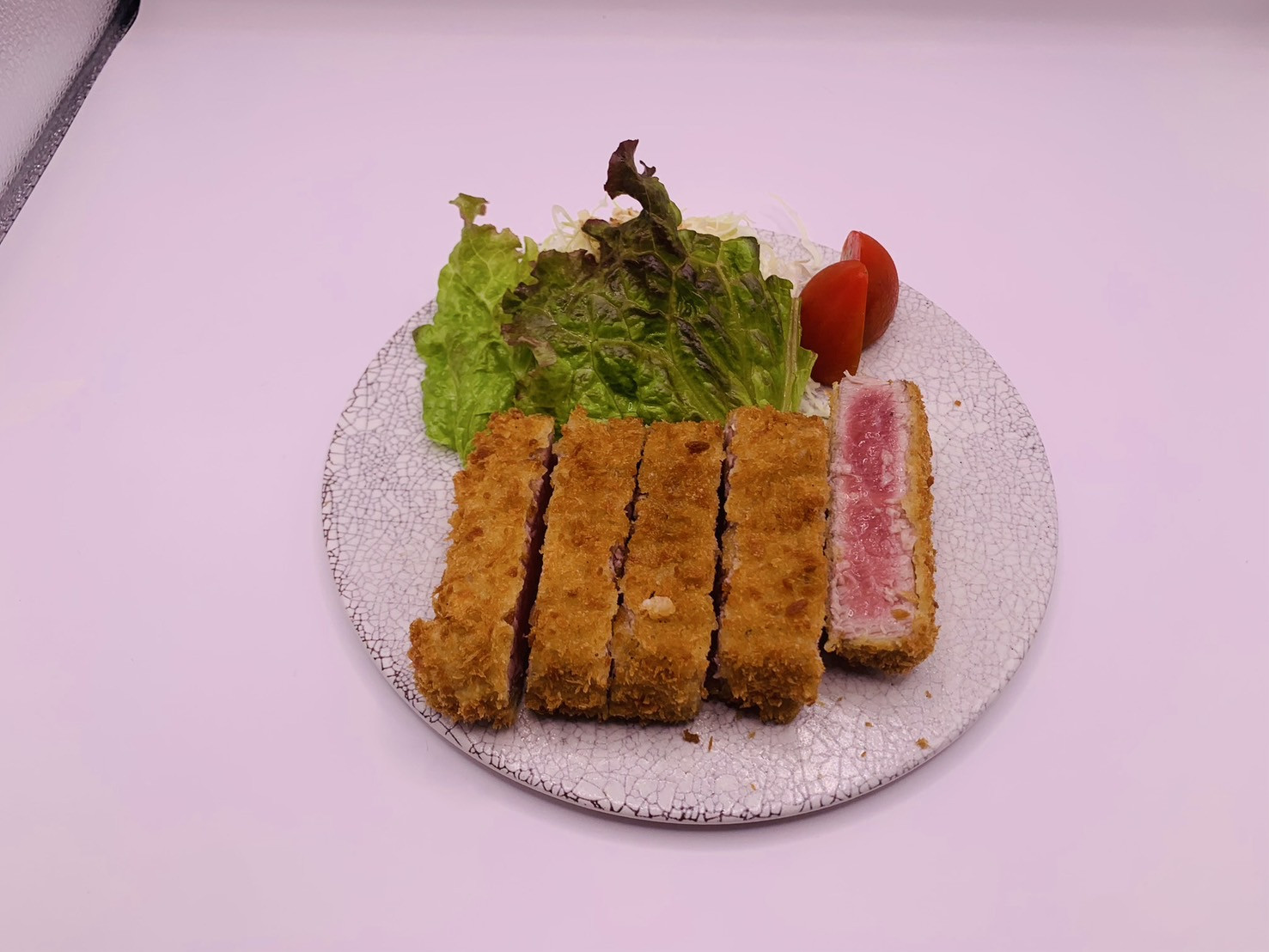 マグロのレアカツ