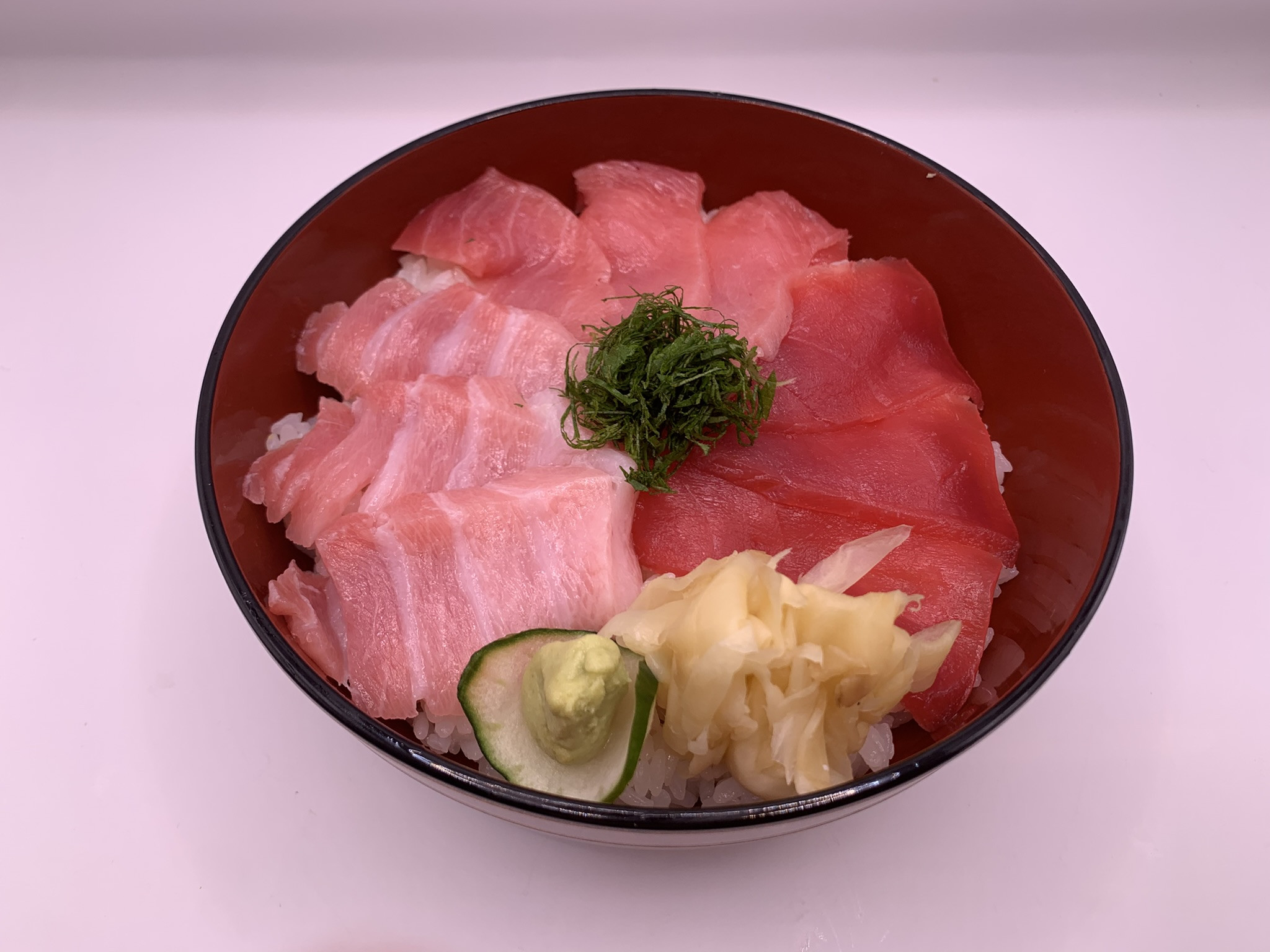 まぐろ丼