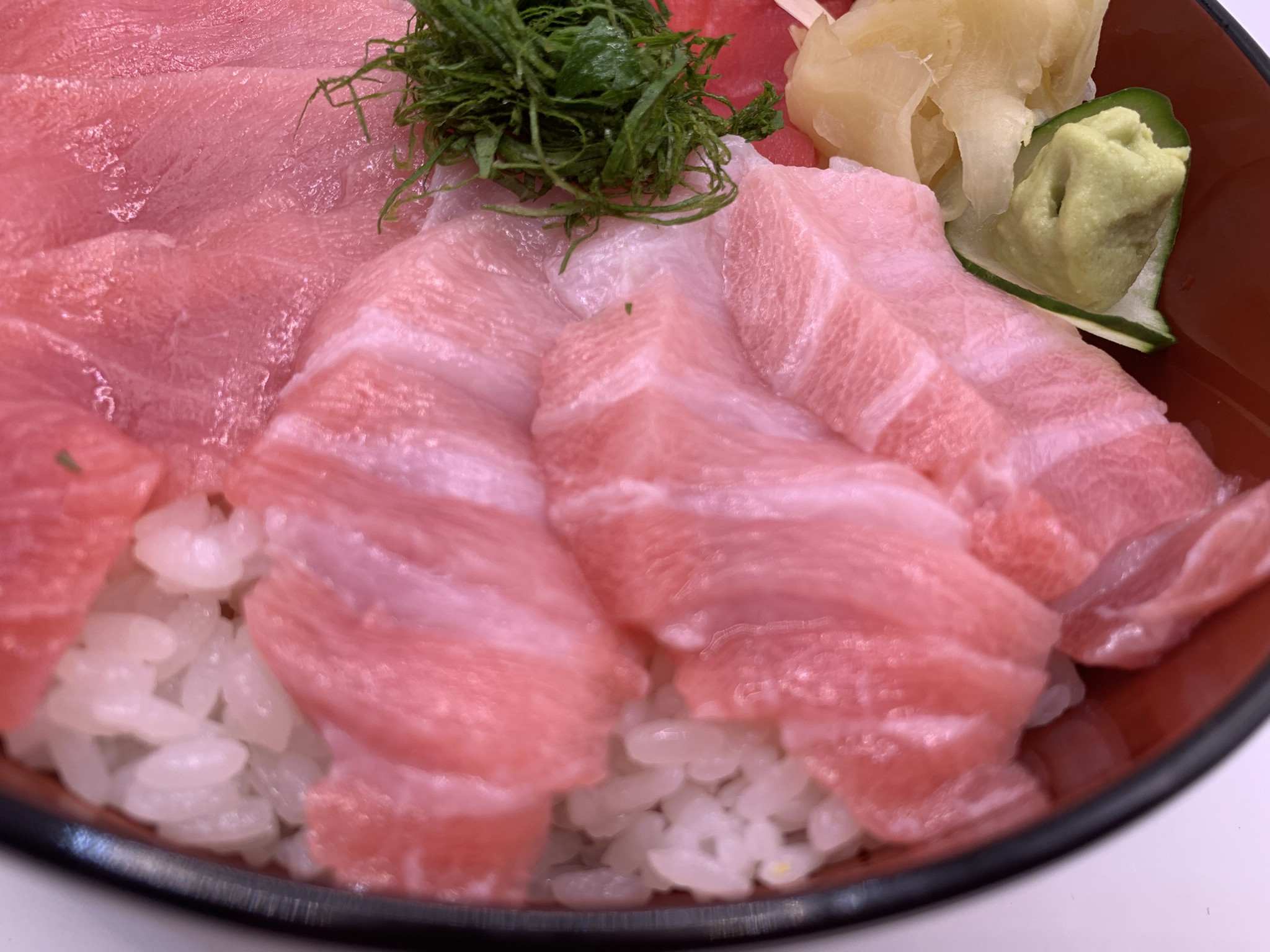まぐろ丼