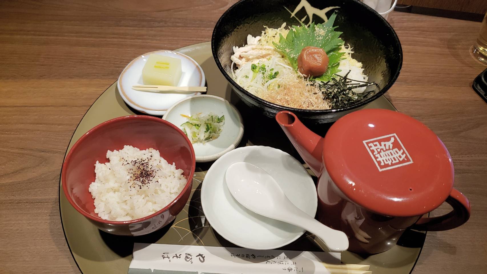 【赤坂店・うめだ店・広島店】ご内緒そば膳（卵または南高梅）