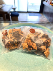 塩昆布と白胡麻のおつまみパイ