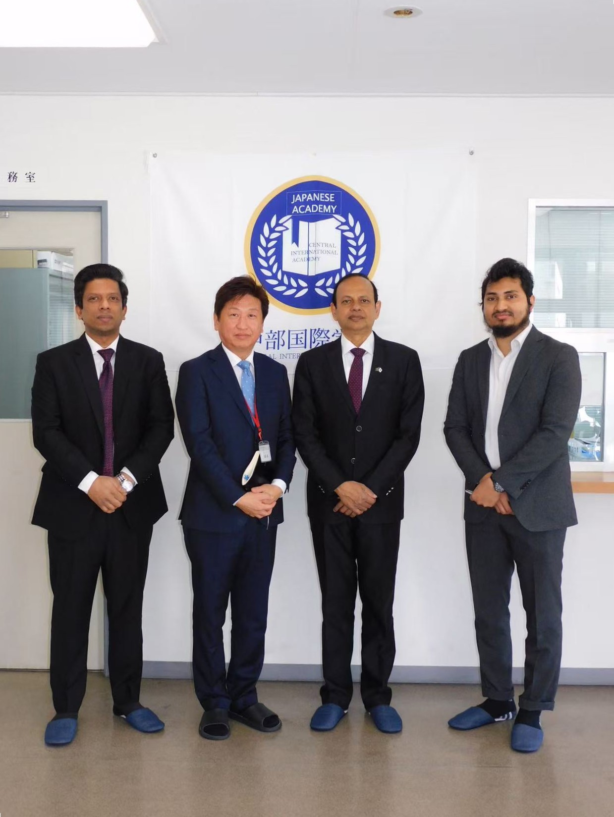 バングラデシュの大使が本校を訪問されました