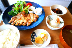 やまゆりポークの西京漬け焼き定食