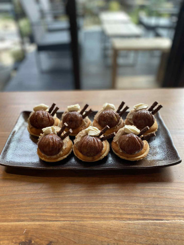 季節限定(毎週限定)渋皮煮のモンブランタルト大好評です(取り置き可能)