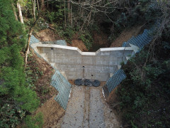 〔工事名〕令和2年度 予防治山事業 坂戸地区 渓間工事