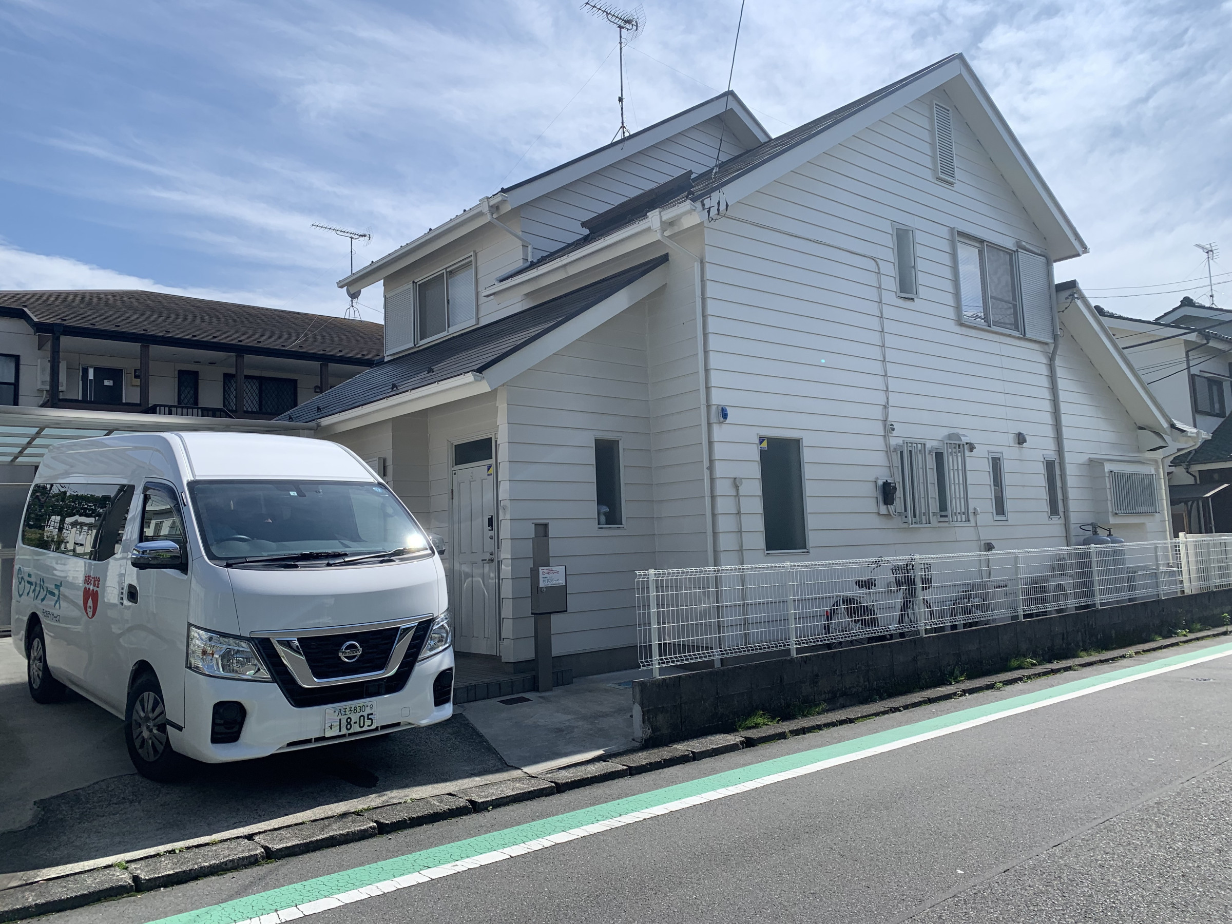 ベビーシーズ訪問看護ステーションとティノシーズの外観です。