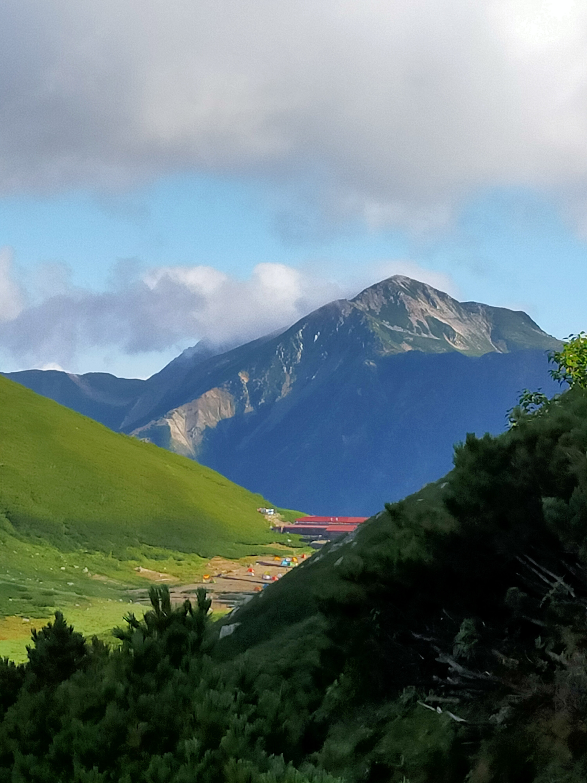 鷲羽岳と双六小屋