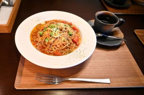 Cafe2 gupe.jpg