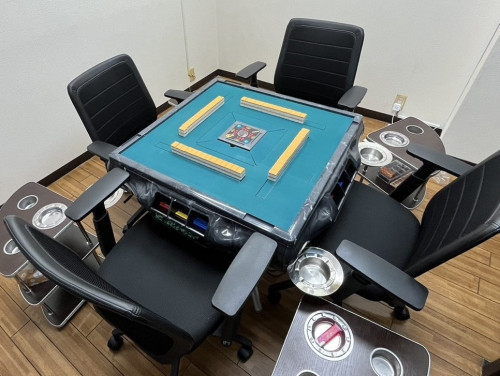 店内写真3.jpg