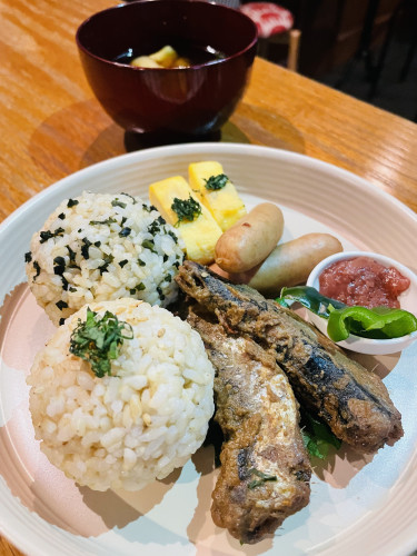 本日18:00までランチ食べれます