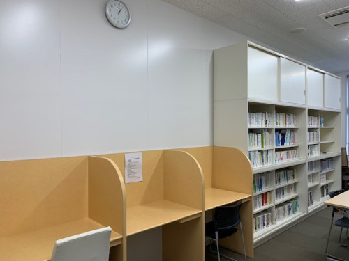 図書室2.jpg