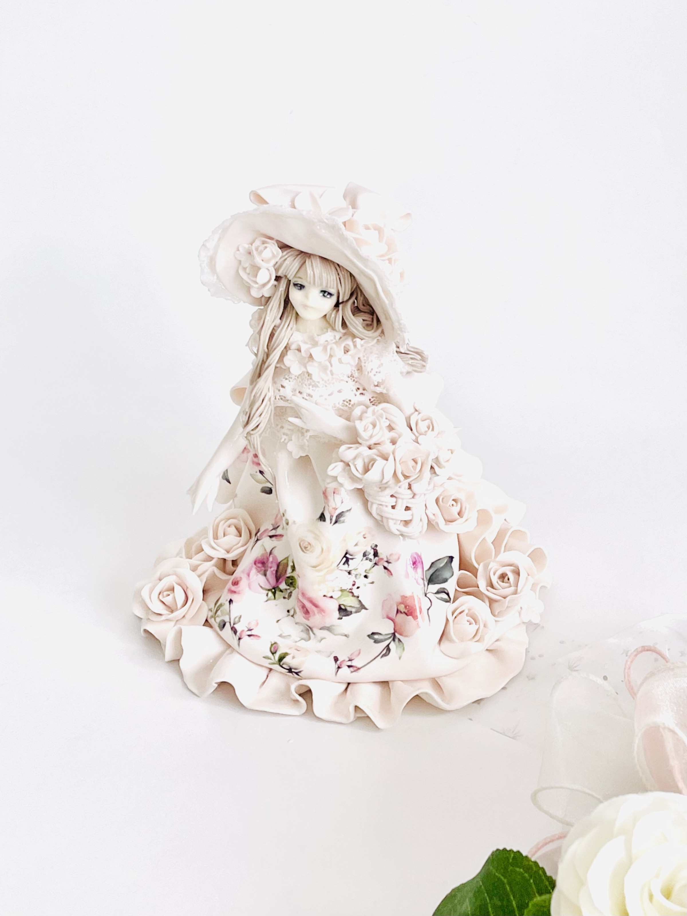 陶器のお人形ポーセリンアート