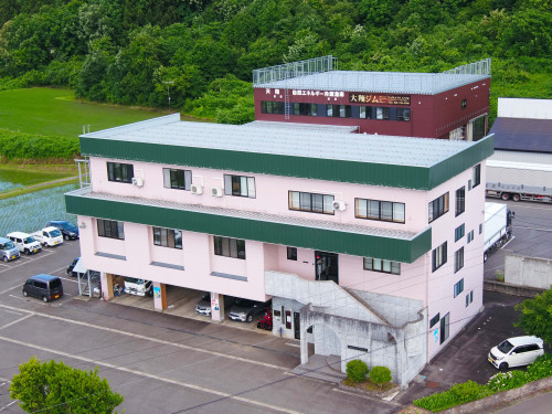 ナエバ社屋.jpg