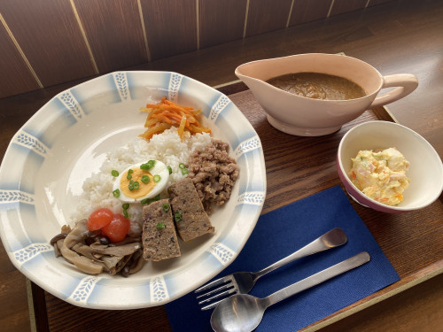 cafe TORO カレー　ミニデザート付き　
