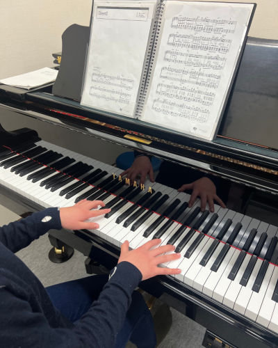 YUKA PIANO LESSON.png
