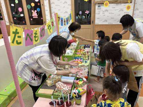 お店屋さんごっこ