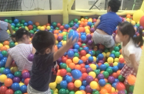 ボールプール（内部）