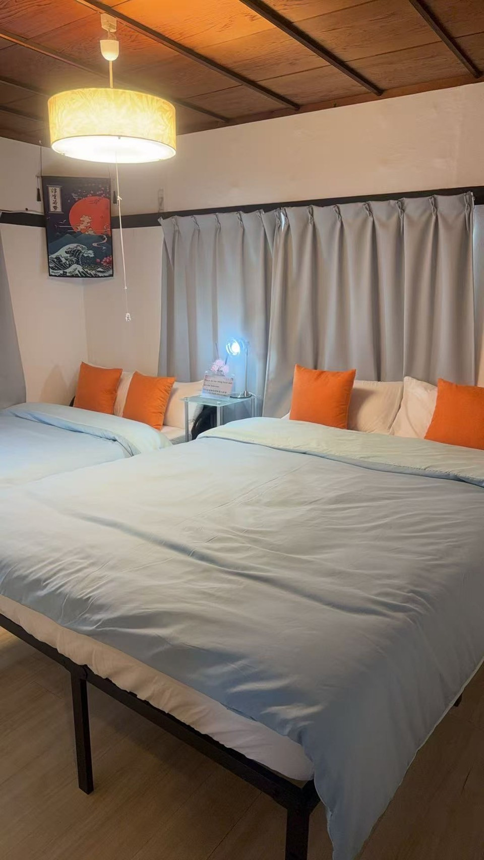 宿泊施設ベットルーム1