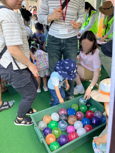 ef054d6c-e5ca-4a54-abf5-e9e213687fc4.jpg