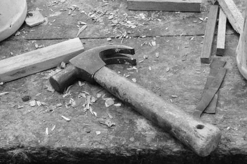 hammer-4536225_1280.jpg