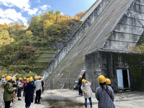 1103ダム背面 (002).jpg