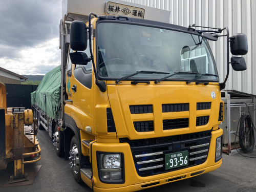大型車